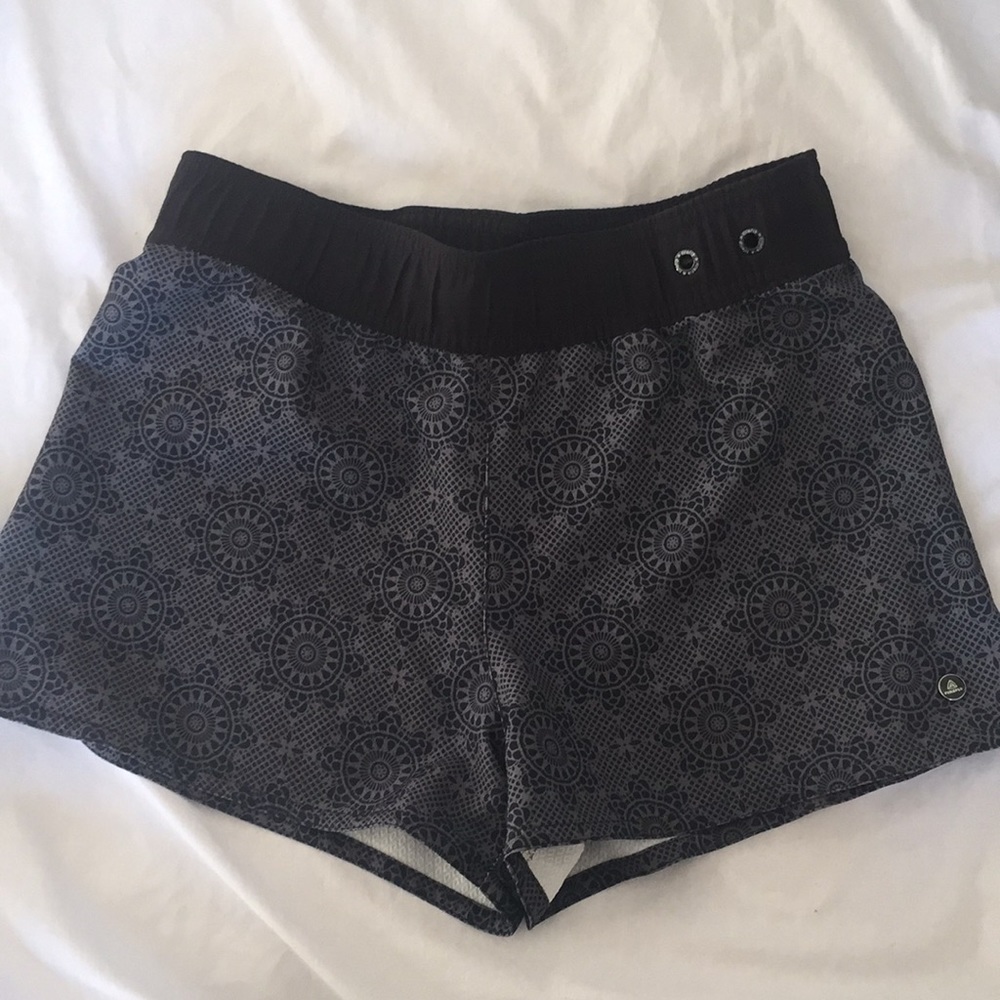Dark grey active shorts